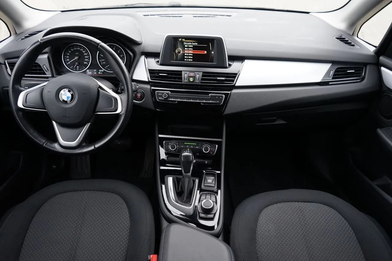 BMW 2er Reihe 218i Bluetooth...  Image 8