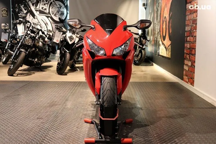 Honda CBR Image 3